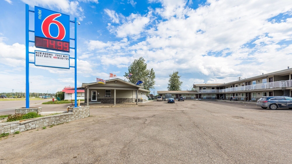 Motel6-Fort Nelson, BC 33/50