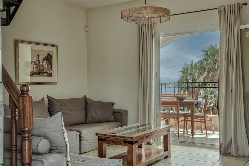 Erietta Aparthotel 23/49