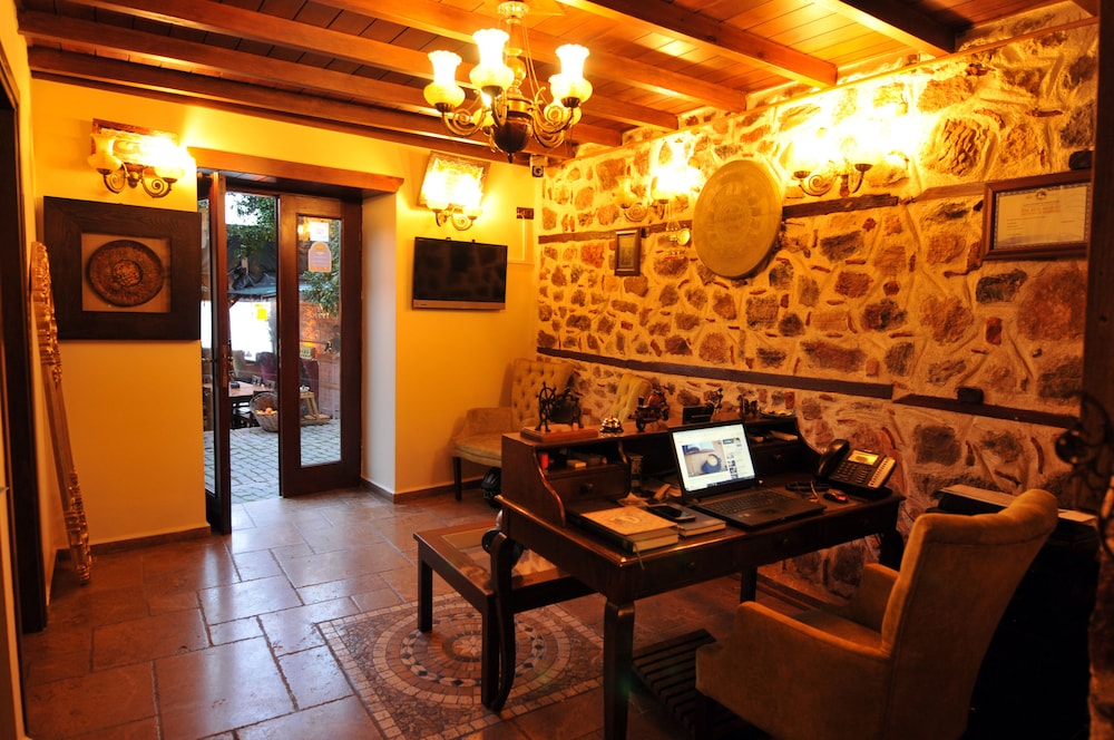 Centauera Boutiqe Hotel 50/76