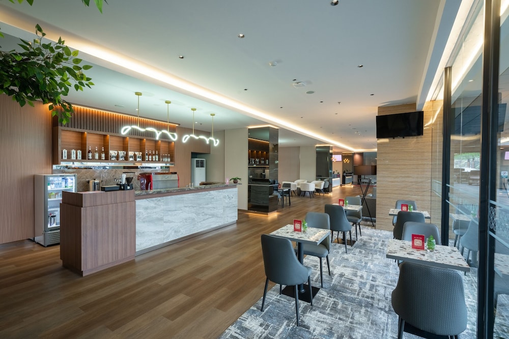 Ramada by Wyndham Serpong 48/62