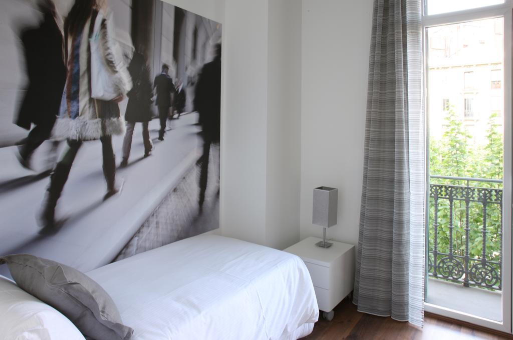 2 Bedrooms, Apartment