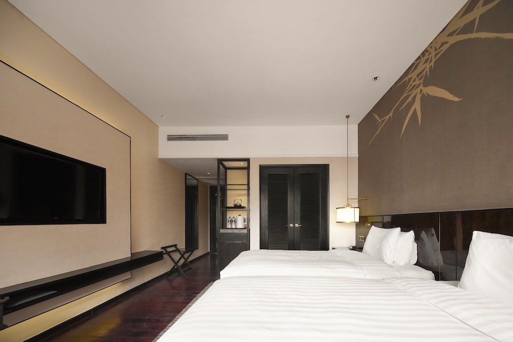 Pan Pacific Suzhou 12/46