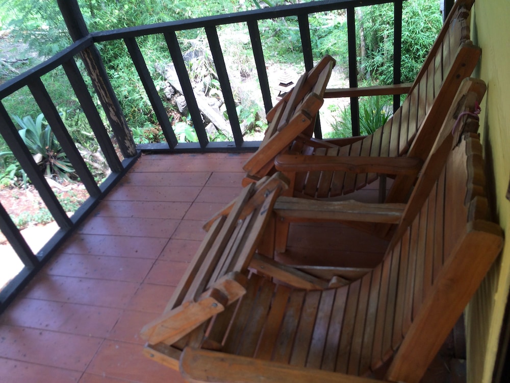 Chang Pai Hill - Adults Only 30/50