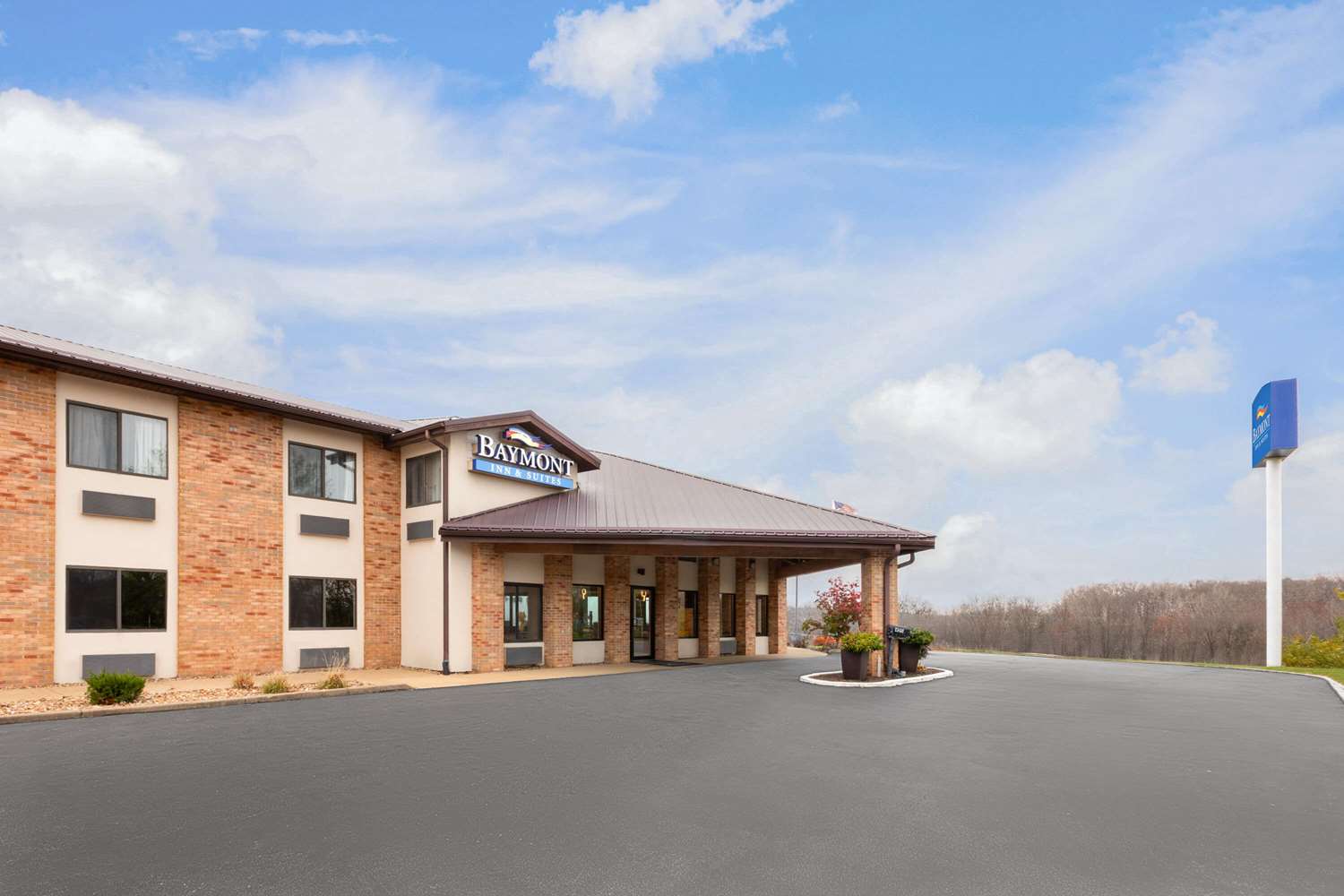 Baymont By Wyndham Warrenton 4/16