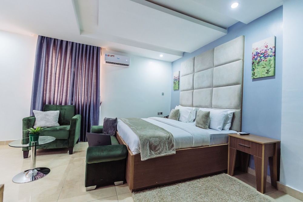 Tranquil Mews Hotel 17/31