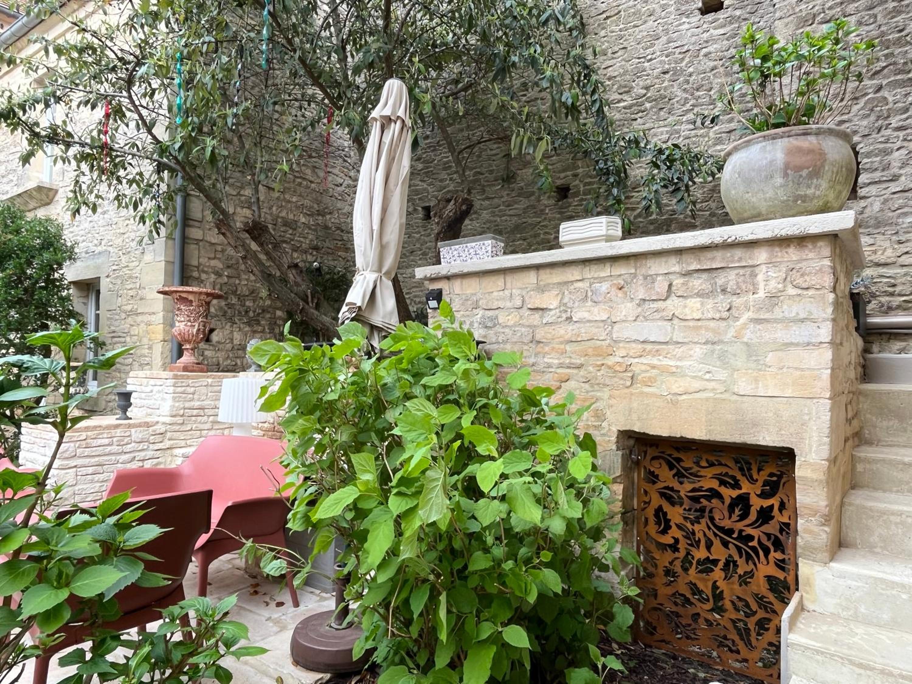 AUBERGE DE LA MUE 20/20