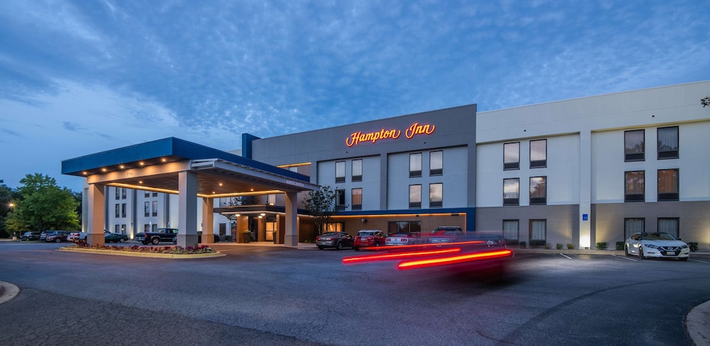 Hampton Inn Waldorf 3/47