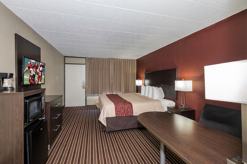 Red Roof Inn Clearfield 11/39