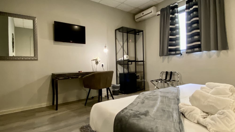 SLIEMA MARINA HOTEL 20/70