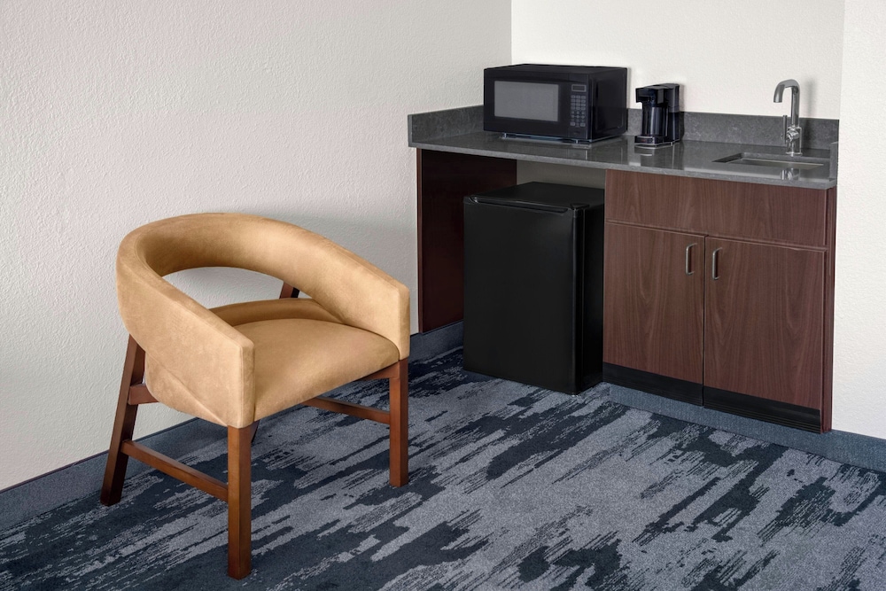 Fairfield Inn By Marriott Owensboro 49/58
