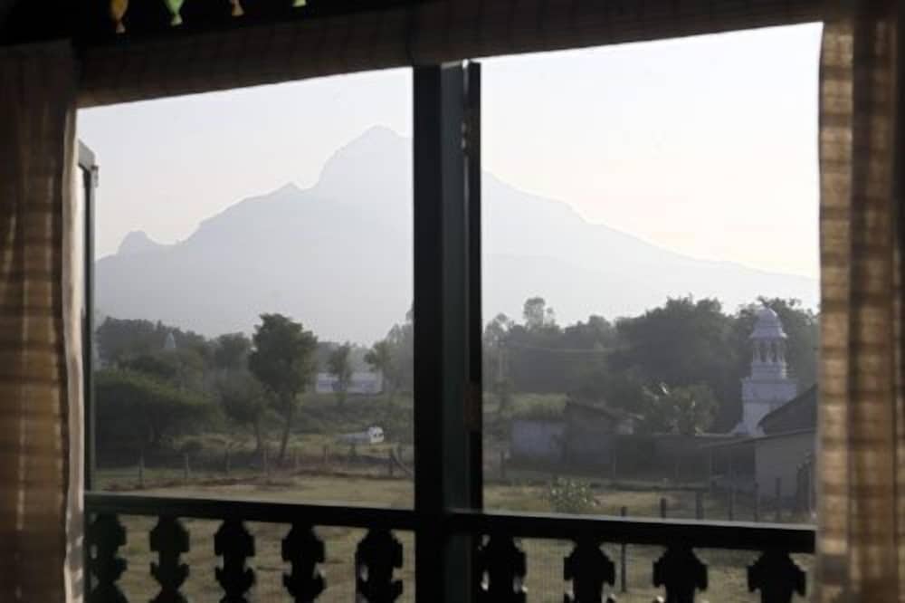 Sparsa Thiruvannamalai 11/50