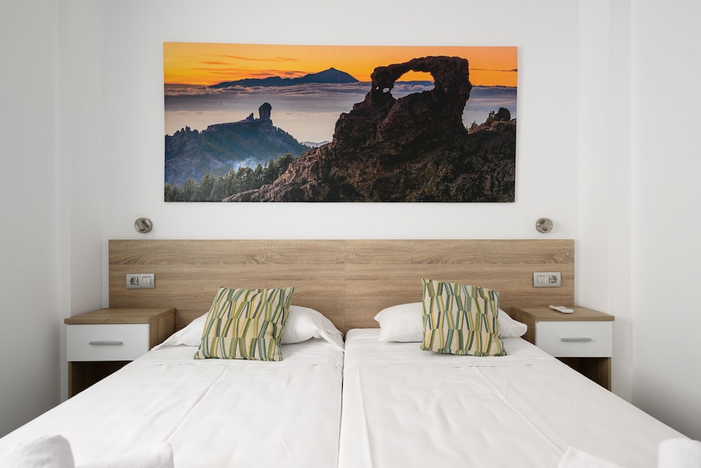 Canteras Suites 12/47
