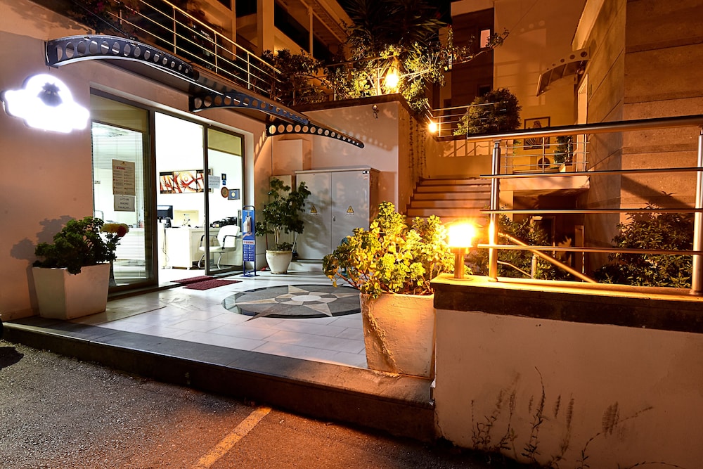 Royal Palm Residence 12/36