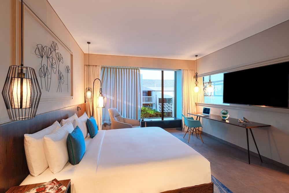 Hyatt Centric Candolim Goa 32/72