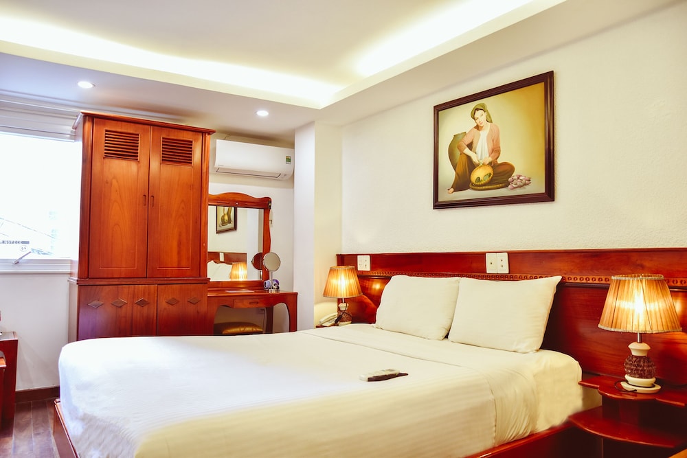 Duc Vuong Hotel 14/86