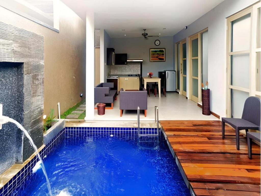 Bali Rich Villa Tuban 7/21