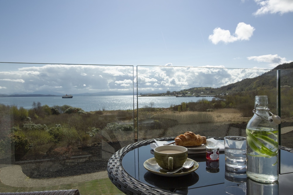 The Isle of Mull Hotel and Spa 63/66