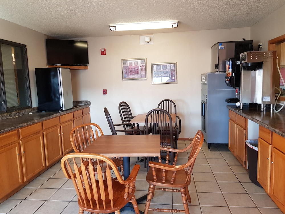 Le Mars Inn & Suites 31/42