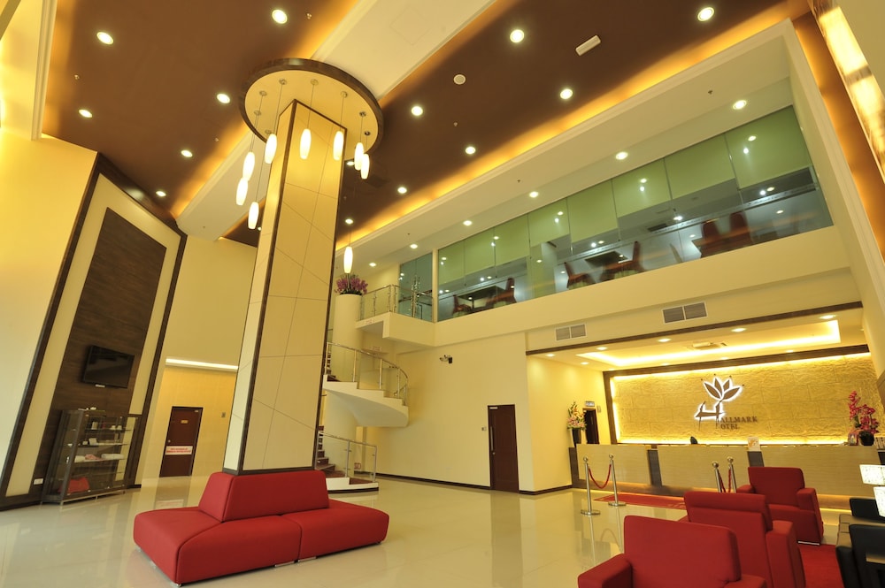 Hallmark Regency Hotel 4/27