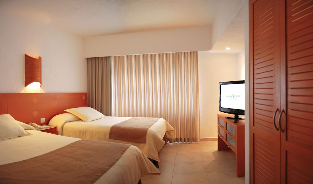 Laguna Suites Golf & Spa 11/50