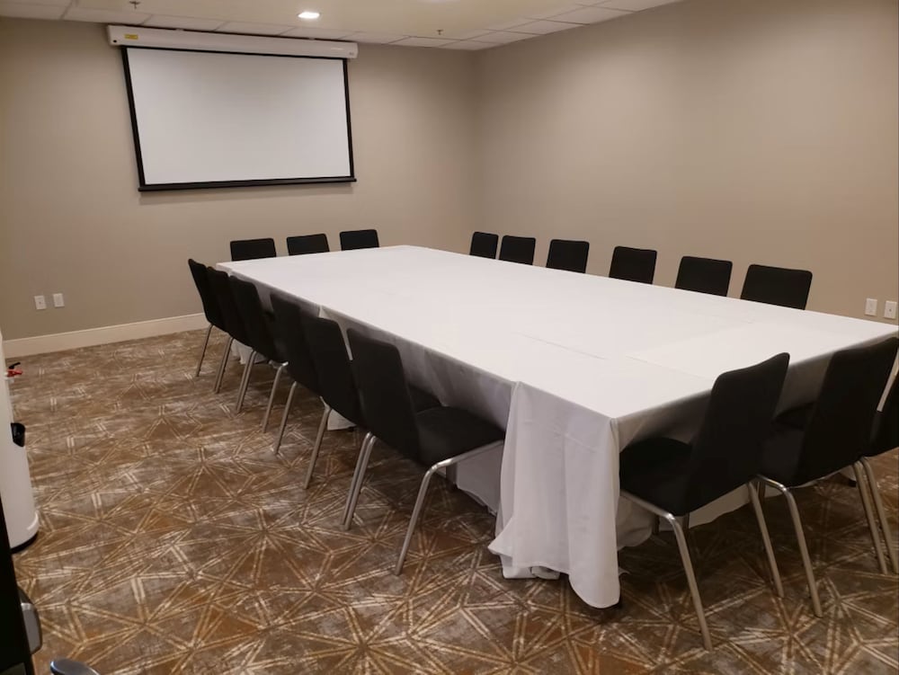 Candlewood Suites Tacoma Mall by IHG 48/57