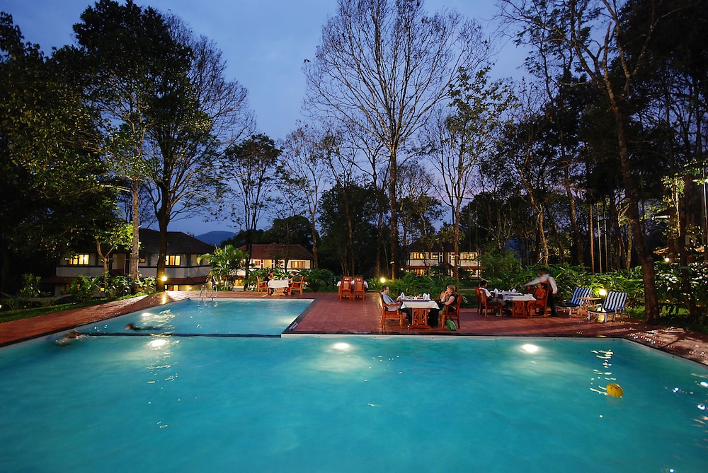 Green Woods Resort 11/70