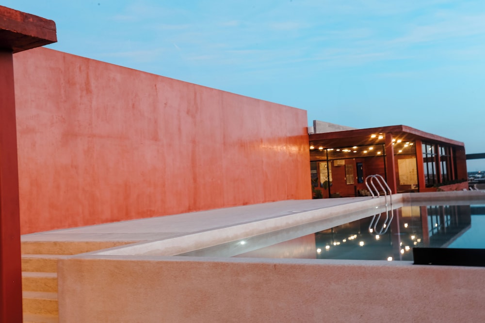 EVERGLADES SUITES 46/50