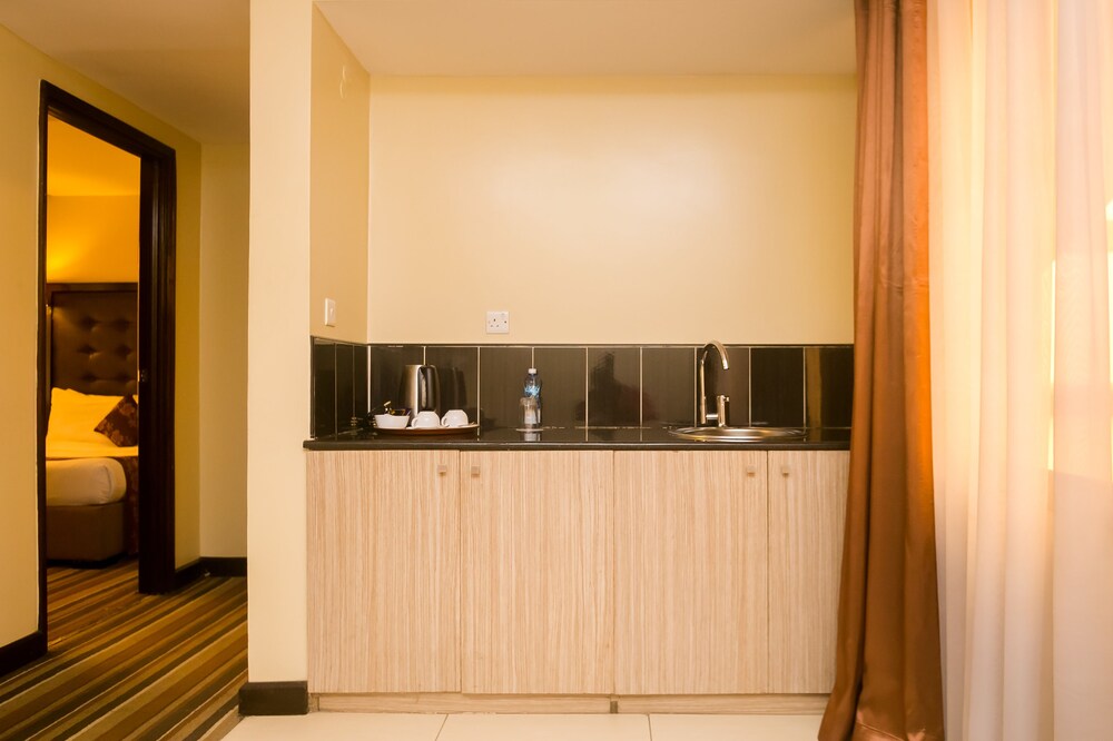 The Clarion Hotel Nairobi 7/72
