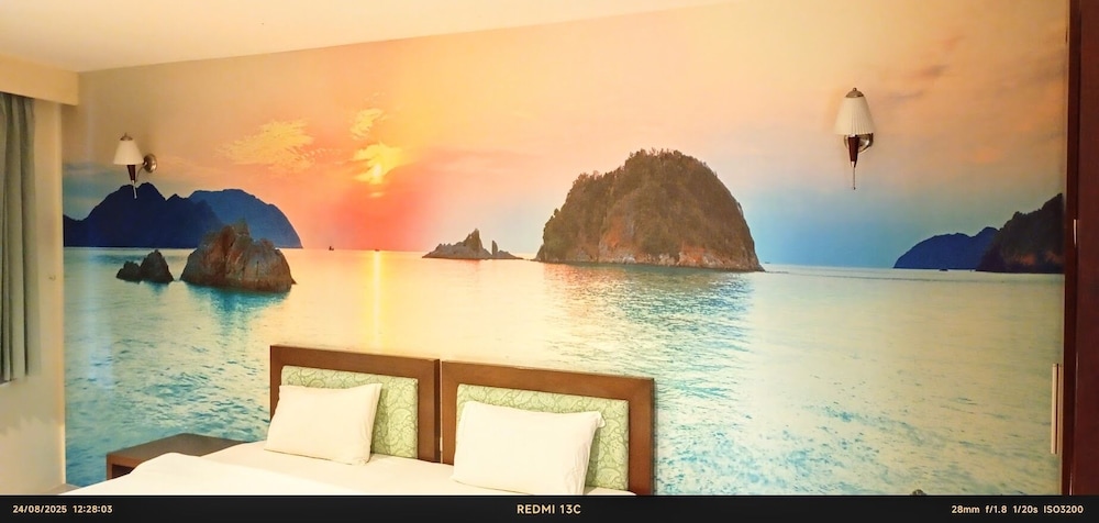Sea Star House 24/44