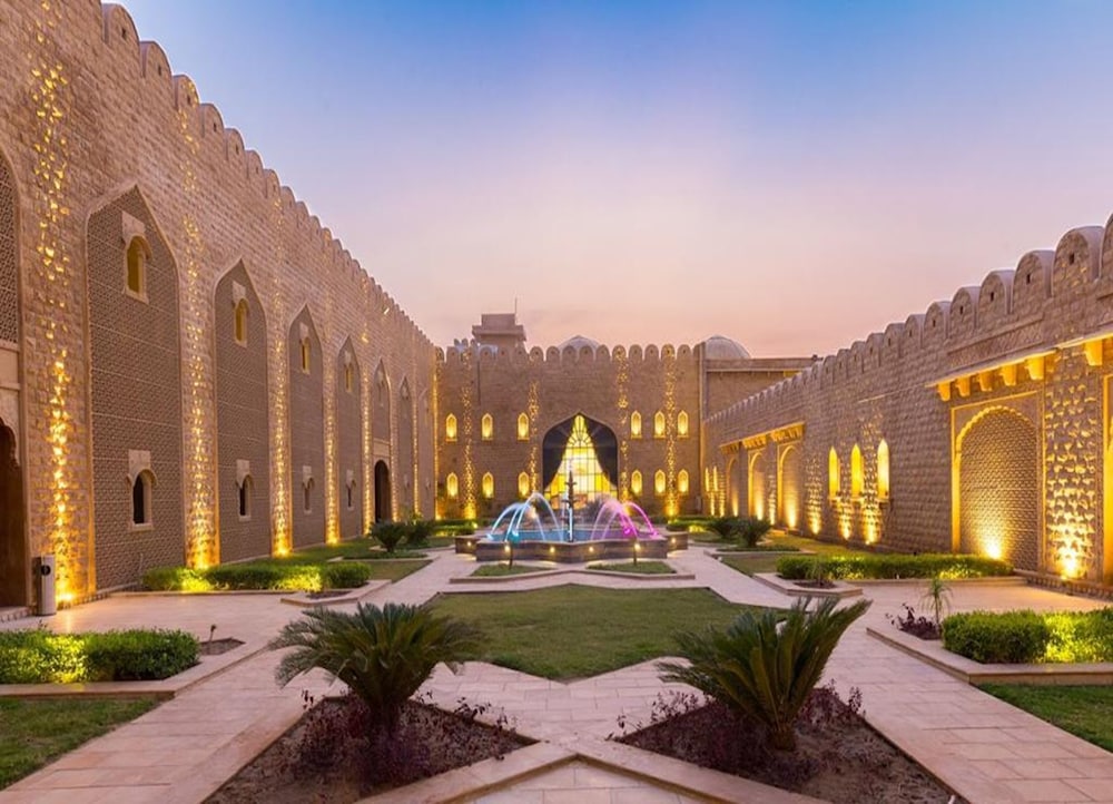 Sairafort Sarovar Portico 27/33