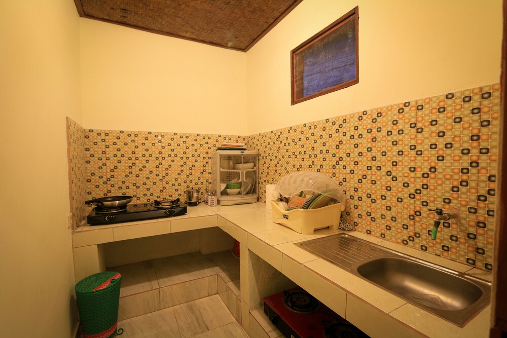 Gajah Biru Bungalows 49/50