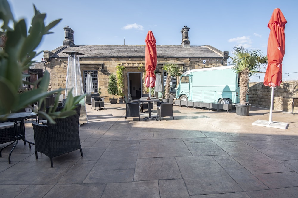 The George Wright Boutique Hotel, Bar & Restaurant 32/44