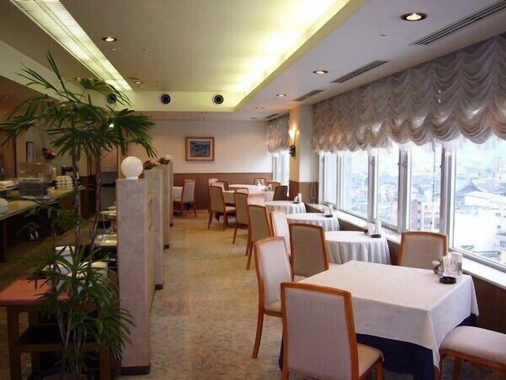 Hotel Crown Hills Takefu 34/44