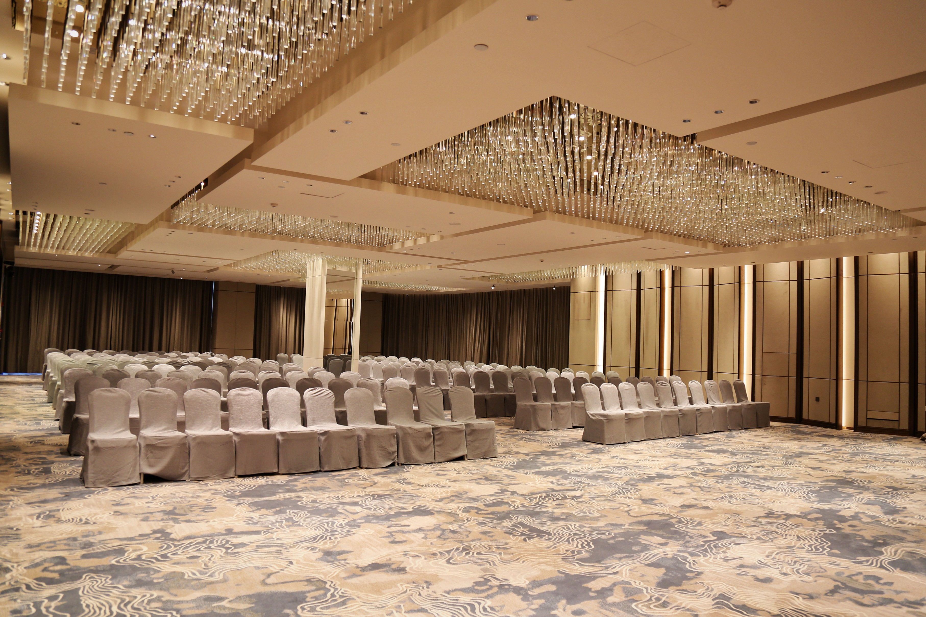Crowne Plaza Hohhot City Center 72/76