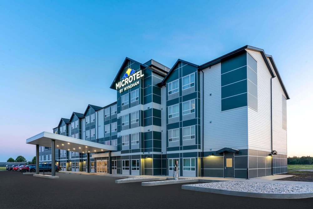 Microtel Inn And Suites By Wyndham Portage La Prairie 1/33