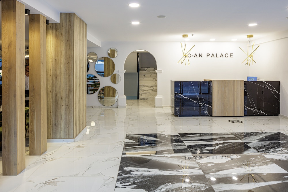 Jo An Palace Hotel 10/69