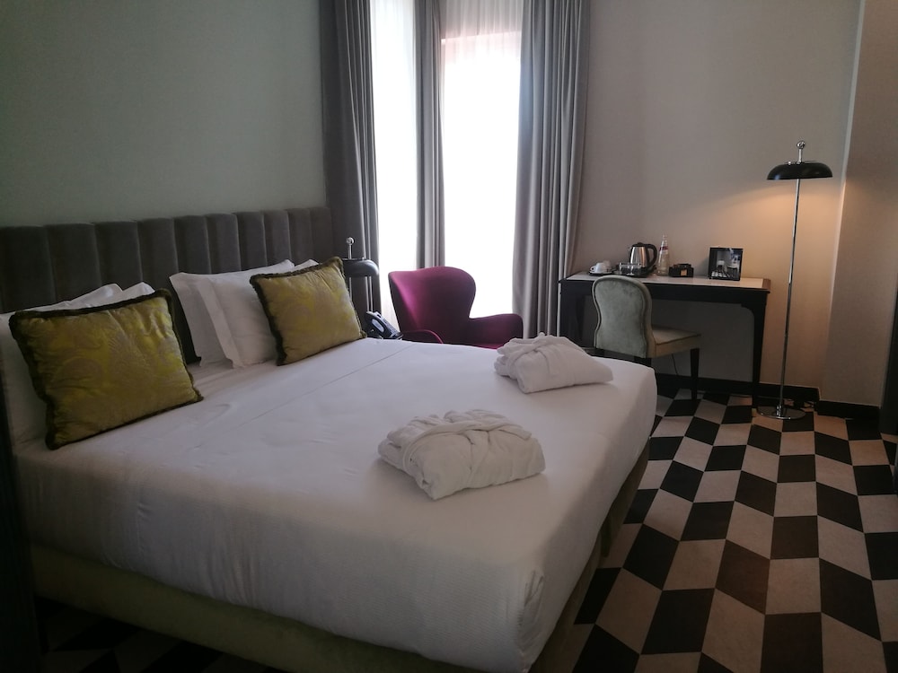 Otivm Hotel 16/63