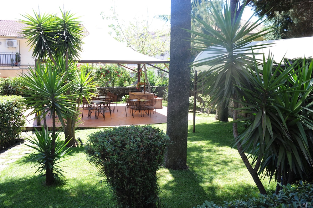 Hotel Alle Pendici 24/29