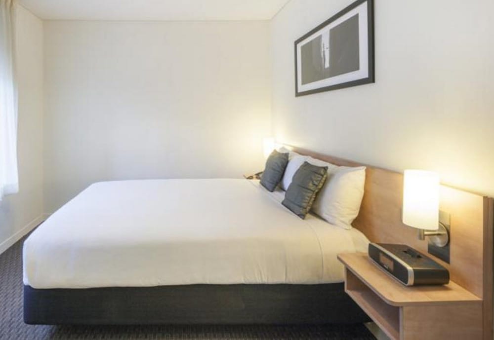 ibis Melbourne Hotel and Apartments 32/70