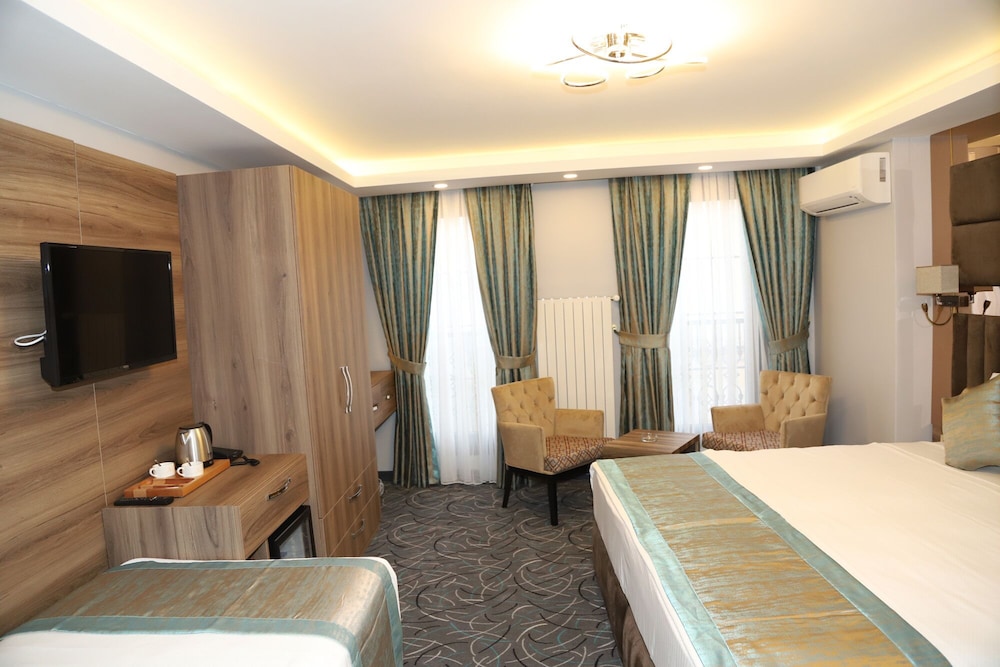 Grand Kavi Hotel 15/50