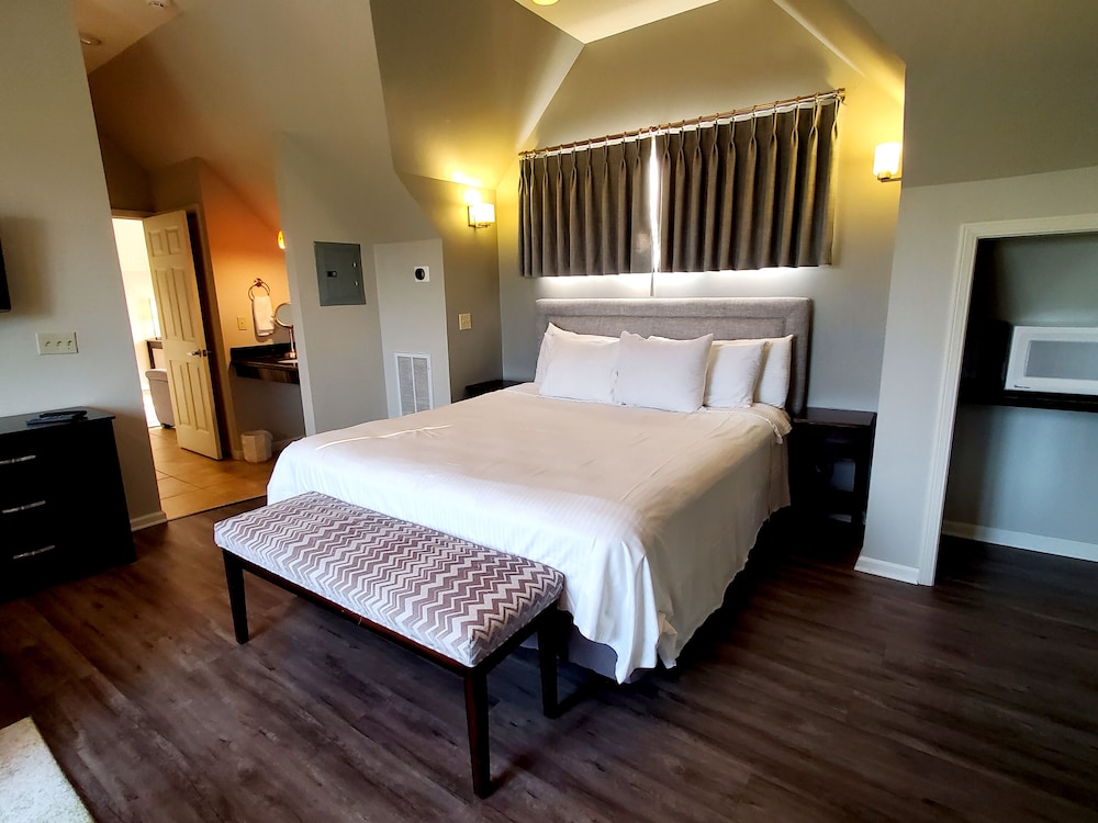 Geyserville Inn 25/70