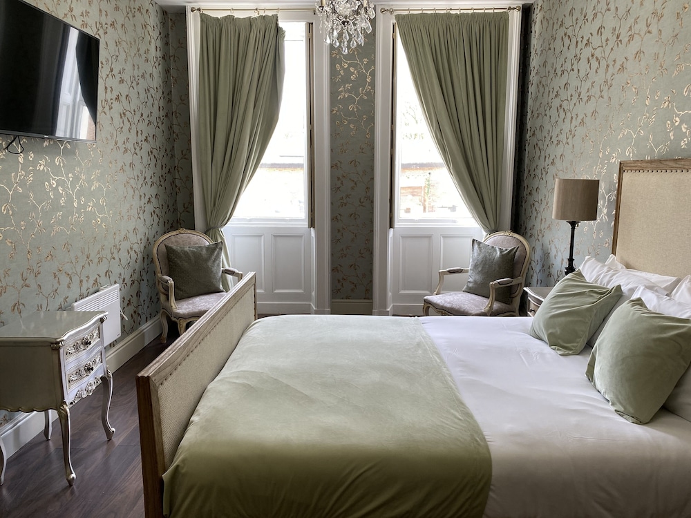 Rainhill Hall Hotel 14/77