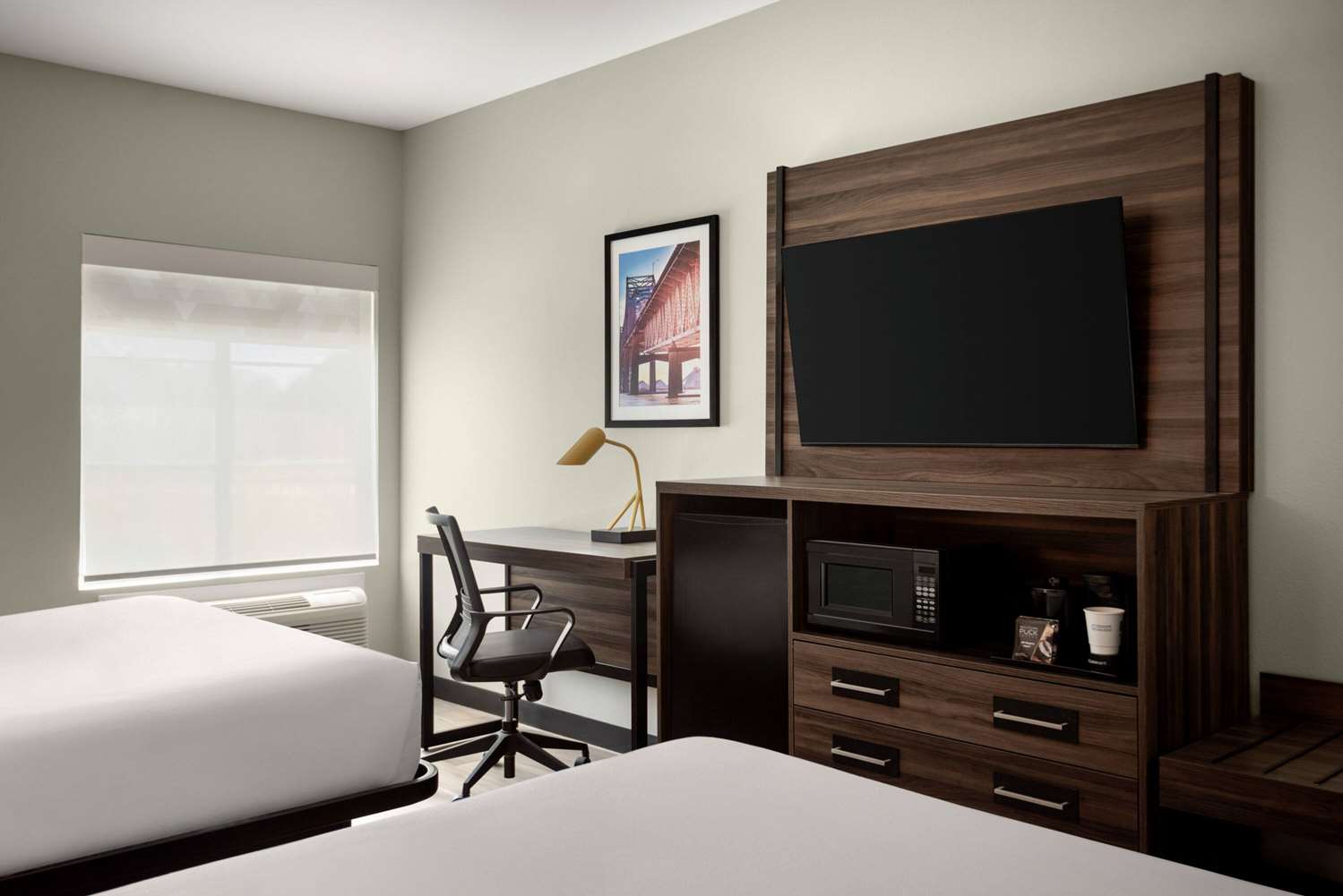 La Quinta Inn & Suites by Wyndham Gonzales LA 41/48