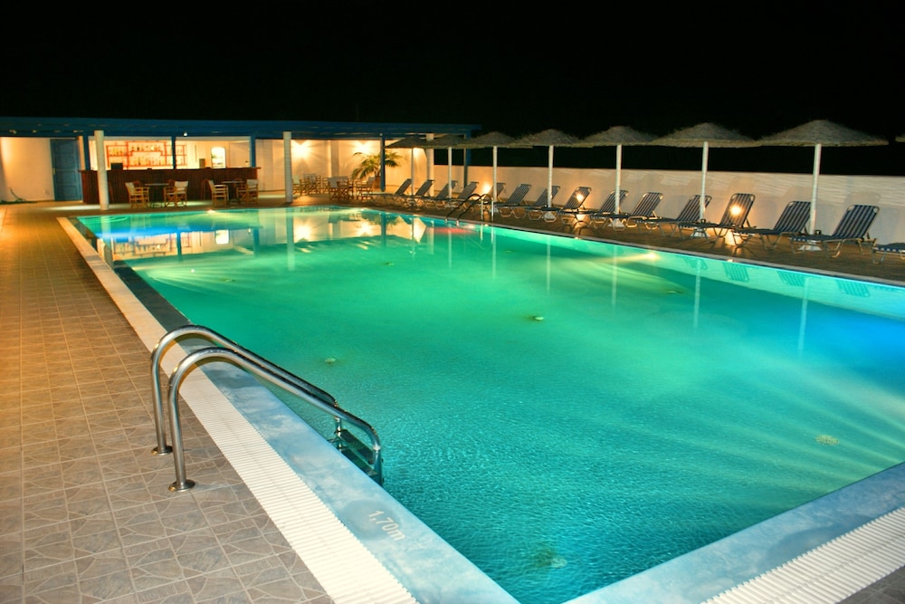 Blue Bay Villas Santorini 24/38