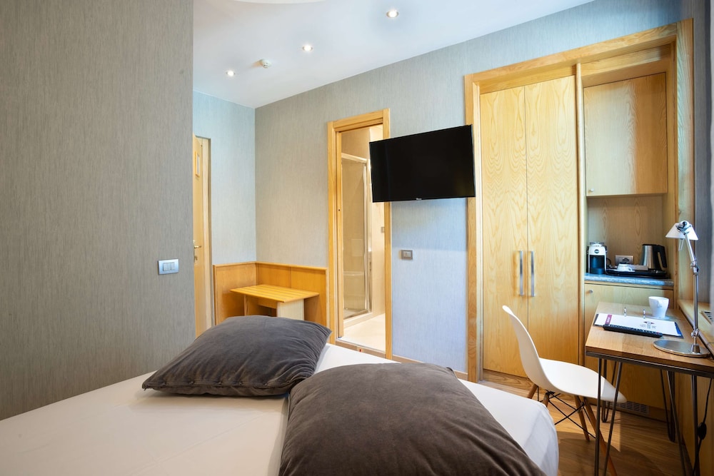 Best Western Plus Executive Hotel And Suites 4/54