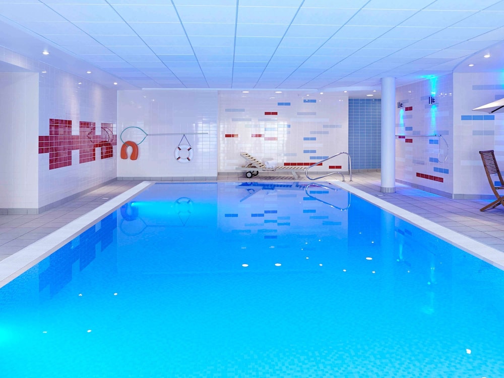 NOVOTEL MILTON KEYNES 35/74