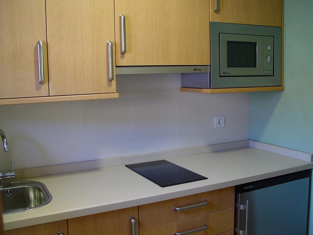 APARTAMENTOS TRISQUEL 20/20