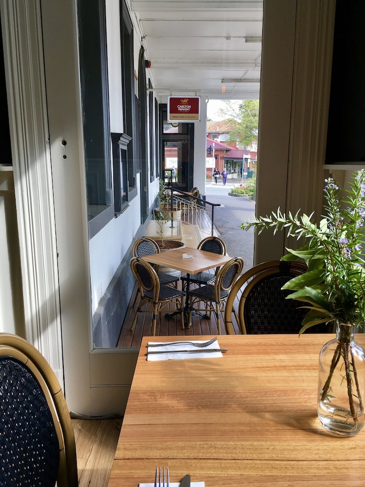 The Grand Hotel Healesville 33/47