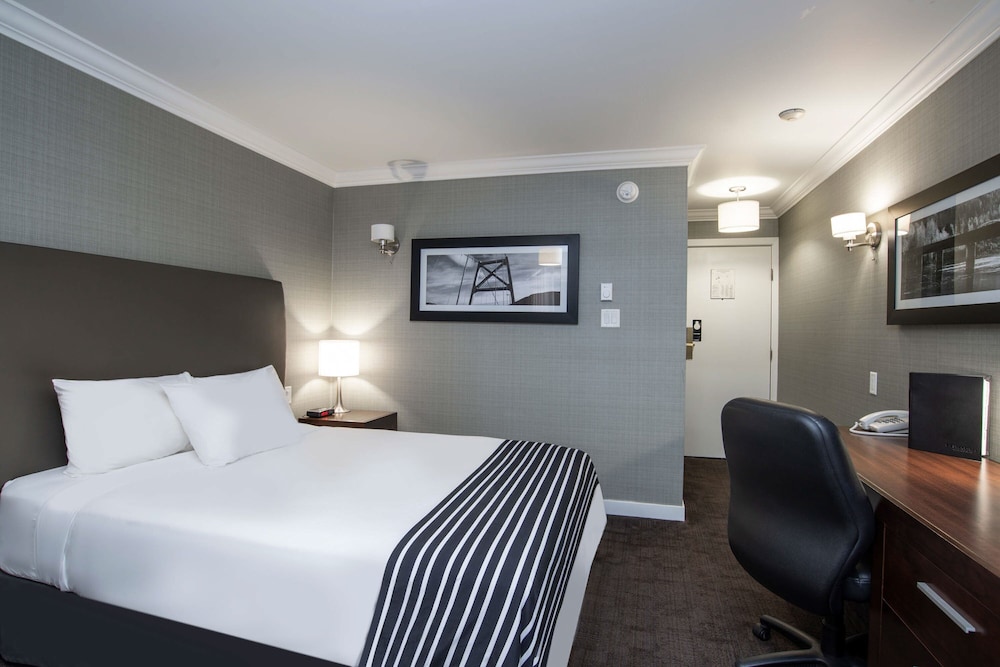 Standard, Queen Bed, Separate Building