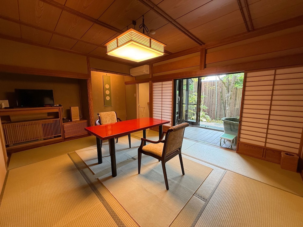 KOSHI NO YADO TAKASHIMAYA 34/50